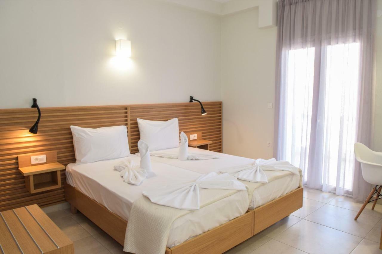 Mithos Premium Rooms Agia Marina Zewnętrze zdjęcie