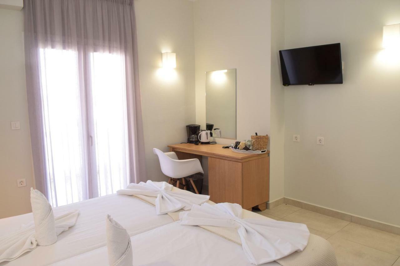 Mithos Premium Rooms Agia Marina Zewnętrze zdjęcie