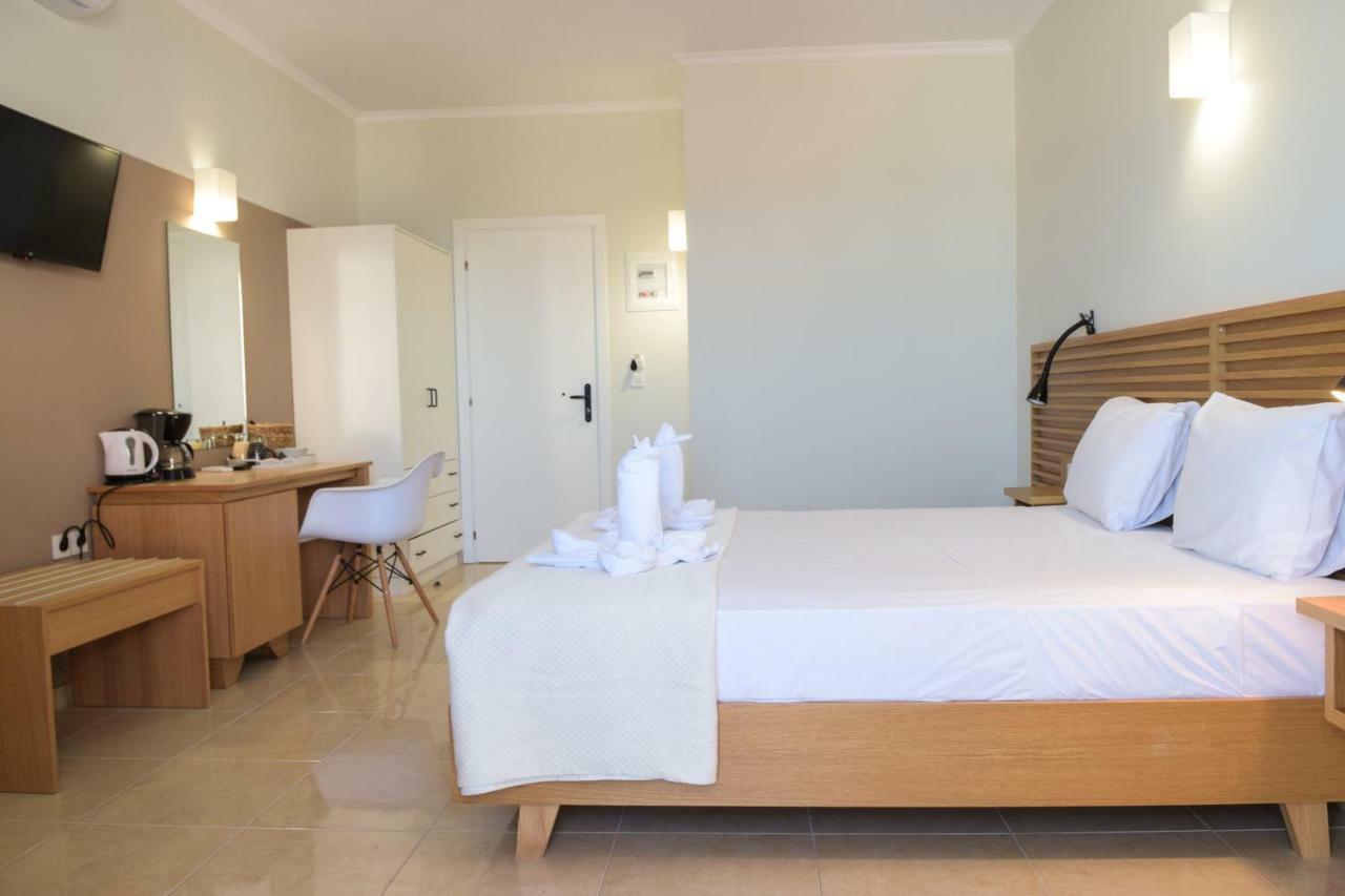 Mithos Premium Rooms Agia Marina Zewnętrze zdjęcie